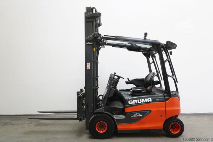 Viljuškar Linde E 25 R 387