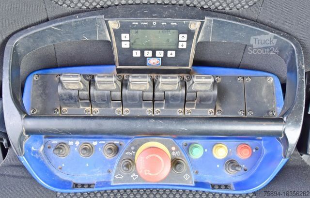 Żuraw samochodowy MAN TGS 18.500 Sattelzugmaschine + KRAN /FUNK