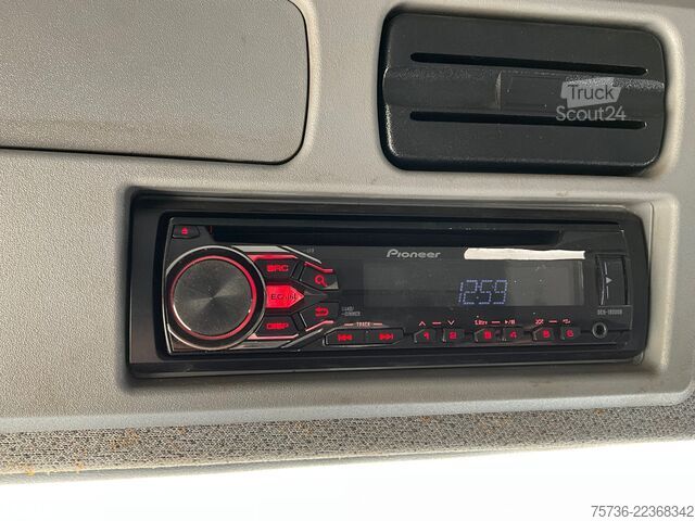 Silniční zametač Mercedes-Benz Atego 1324 Johnston VT 650 Just 131.138 km!