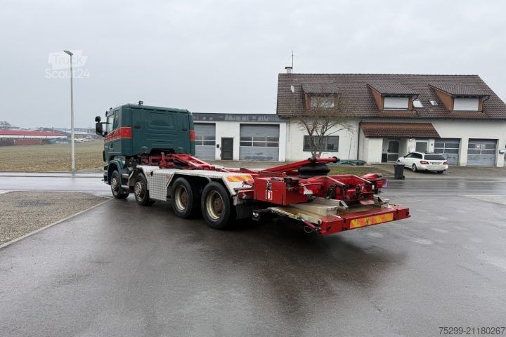Camion à usage spécial Scania R560 CB 8x4 BDF/HB / Swiss-Vehicle