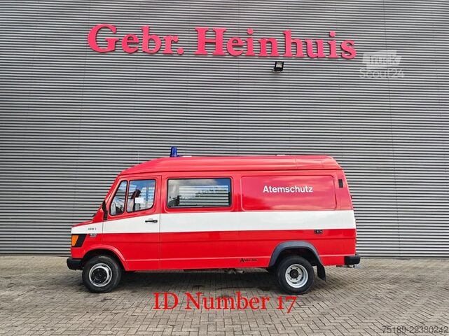  Mercedes-Benz 410 Petrol 12.000 Km Like New!