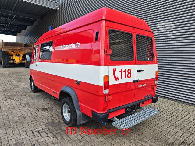  Mercedes-Benz 410 Petrol 12.000 Km Like New!
