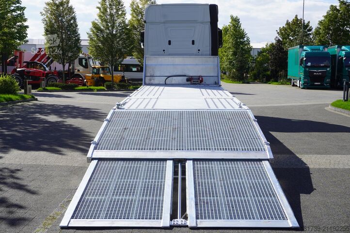 Karavan Mercedes-Benz Actros 1840 / NEW galvanized Tow truck