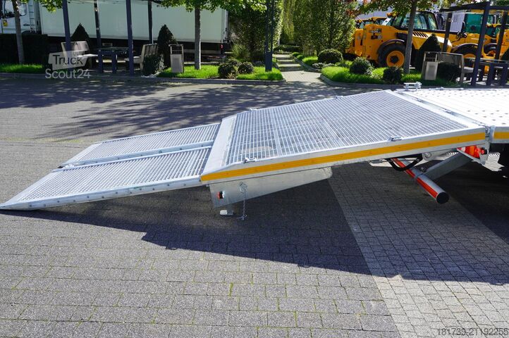 Karavan Mercedes-Benz Actros 1840 / NEW galvanized Tow truck