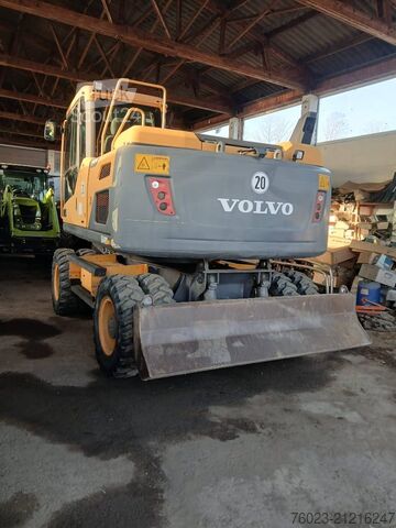 Excavator pe roți Volvo EW 140 D