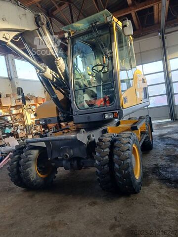 Excavator pe roți Volvo EW 140 D