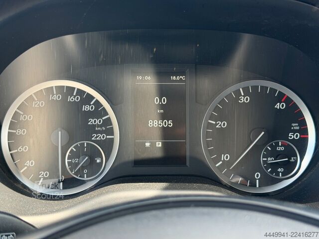 Slēgtais furgons MERCEDES-BENZ Vito Kasten 116*L2H1*AHK 2,5t*PDC*3Sitzer