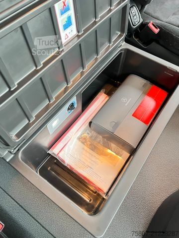 Třístranný sklápěč MERCEDES-BENZ Arocs  2648 6x4 Dautel Bordmatik Retarder