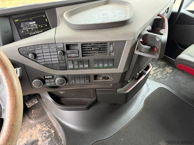 Štandardný ťahač VOLVO FH460  Euro 6 / Kipphydraulik