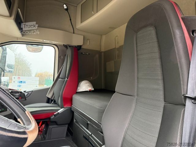 Štandardný ťahač VOLVO FH460  Euro 6 / Kipphydraulik