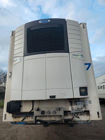 Hűtő félpótkocsi LAMBERET SOR / 7 cm Wand !! / Carrier 1950 ( EZ 2017)