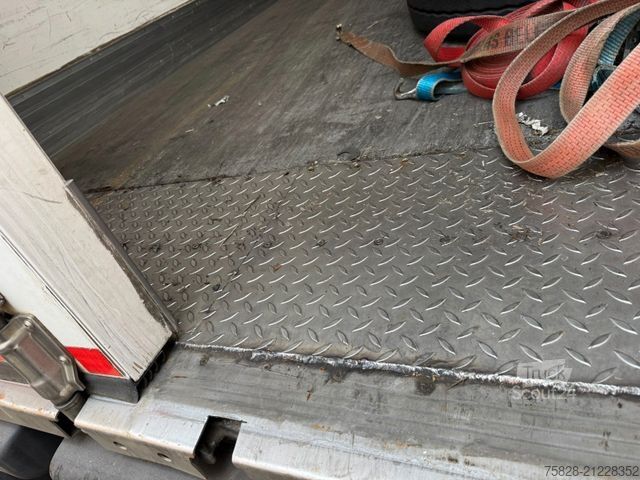 Hűtő félpótkocsi LAMBERET SOR / 7 cm Wand !! / Carrier 1950 ( EZ 2017)