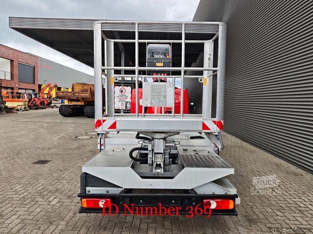 Lyftplattform Nissan Cabstar 35.13 NT400 Multitel MT162