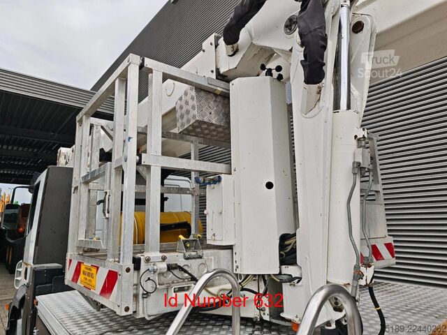 Piattaforma di sollevamento Iveco Stralis 350 6x2 Bronto Skylift S52XDT