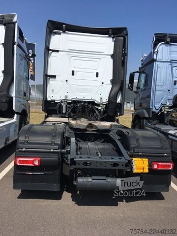 Schmitz Cargobull S.E.E., A.E. Schmitz Cargobull S.E.E., A.E. Schmitz Cargobull S.E.E., A.E.
