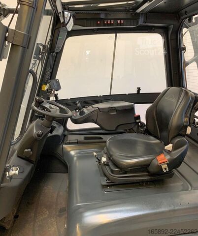 Carrello elevatore Linde E 50/600 HL 388