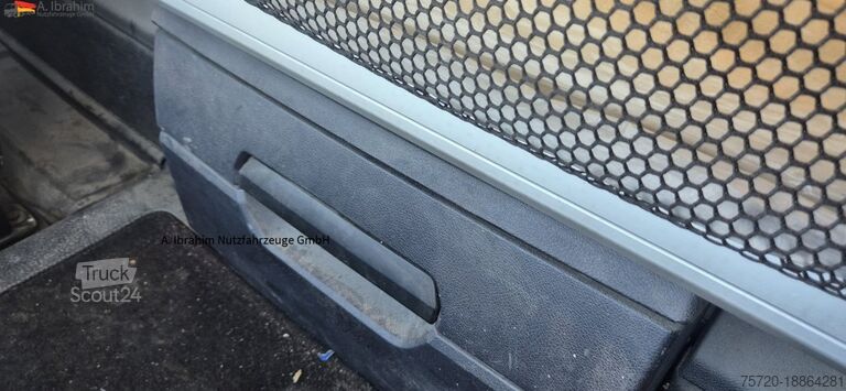 Tracteur routier standard Mercedes-Benz 1840 Actros, 3x vorhanden, identisch