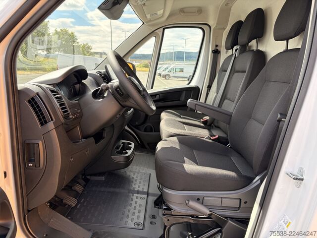 Furgoneta de caja alta Fiat Ducato
