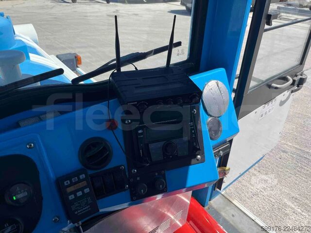  Tianjin Brother Tourist Train YLG 20V3
