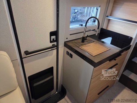 Camper semintegrato Bürstner Signature SFT 7.0