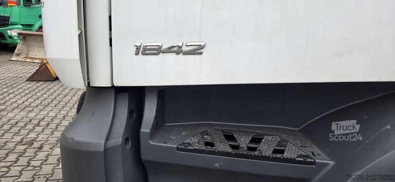 Tractora standard Mercedes-Benz 1842 LS 1. Hand AHK