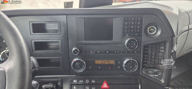 Tractora standard Mercedes-Benz 1842 LS 1. Hand AHK