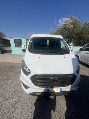 Kombi/kamping vozilo Ford Panama 2022 | Cambio manuale | Tetto a soffietto