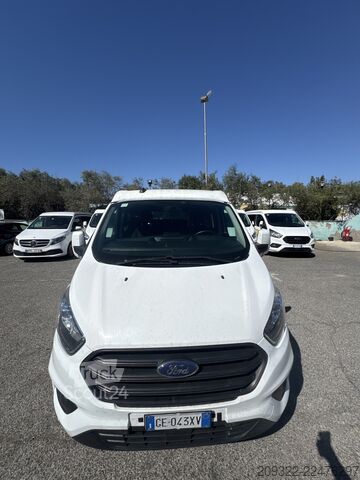 Kamp prikolica/kamper Ford Panama 2022 | Cambio manuale | Tetto a soffietto