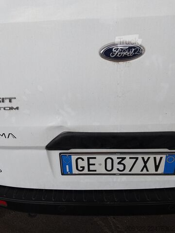 Kamp prikolica/kamper Ford Panama 2022 | Cambio manuale | Tetto a soffietto