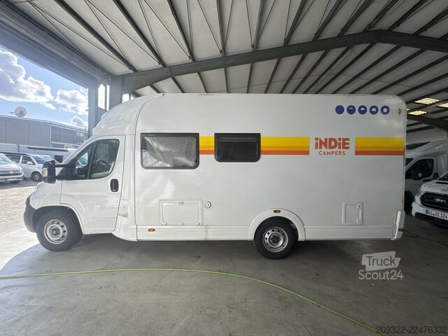 Daļēji integrēta kemperis Fiat Ducato Weinsberg Carasuite 2024 | Cambio automatico | 5 posti letto