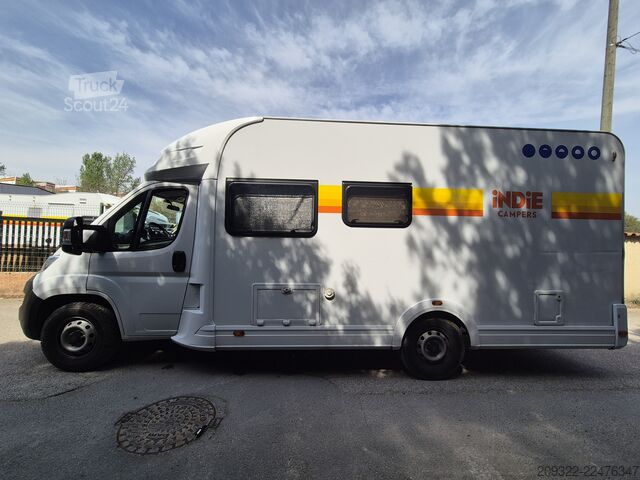 Daļēji integrēta kemperis Fiat Ducato Weinsberg Carasuite 2024 | Cambio automatico | 5 posti letto