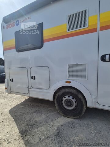 Daļēji integrēta kemperis Fiat Ducato Weinsberg Carasuite 2024 | Cambio automatico | 5 posti letto