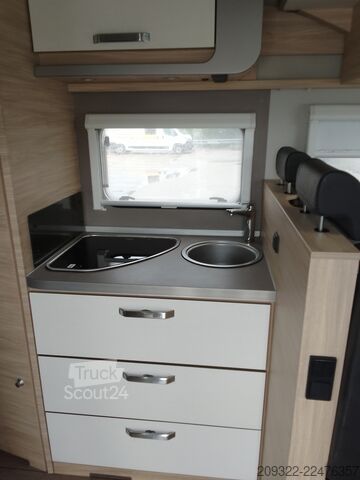 Daļēji integrēta kemperis Fiat Ducato Weinsberg Carasuite 2024 | Cambio automatico | 5 posti letto