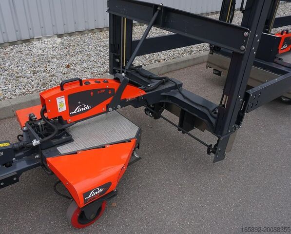 Przyczepy hakowe Linde FT10C Factory Train