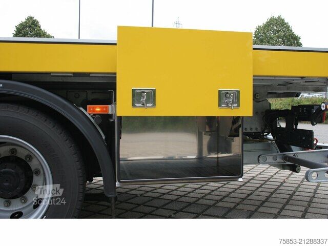 Vehicul de tractare MAN TGM18290 Bergefahrzeug HMF T-Kran Funk-2990 EUR mtl.