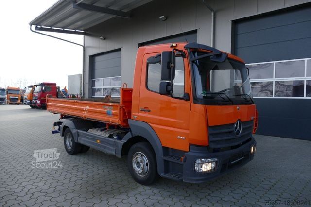Benne tri-benne MERCEDES-BENZ 818K Atego, E6, 62TKM, 2xAHK, neue Reifen
