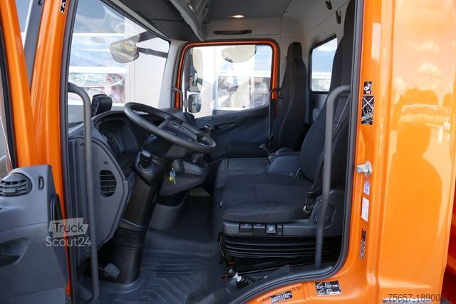 Benne tri-benne MERCEDES-BENZ 818K Atego, E6, 62TKM, 2xAHK, neue Reifen