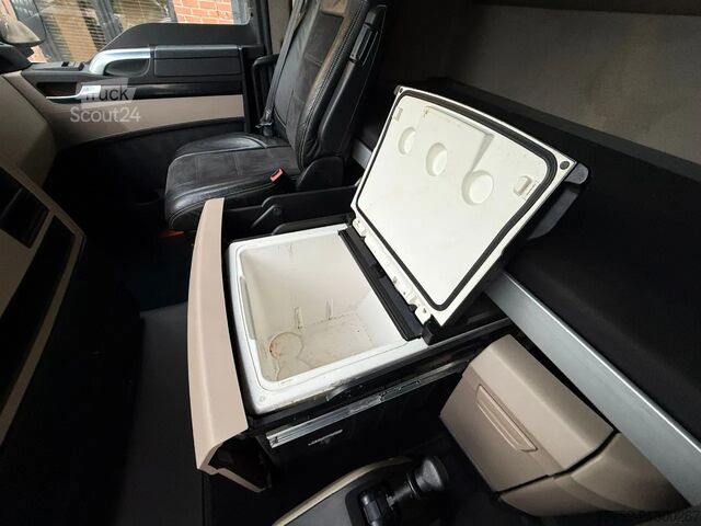 Standard-SZM MAN TGX 18.510 LET OP; Heeft deze PTO? Knopje is er...