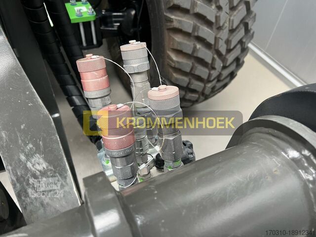 Телескопический погрузчик Sennebogen 340 G