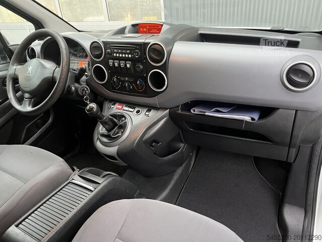 Break cu acoperiș înalt Peugeot Partner 120 1.6 BlueHDi 100pk L1 XR Airco Cruis...