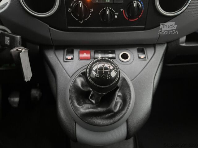 Break cu acoperiș înalt Peugeot Partner 120 1.6 BlueHDi 100pk L1 XR Airco Cruis...