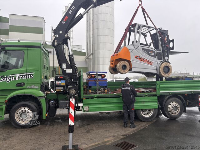 Kran LKW Mercedes-Benz Arocs