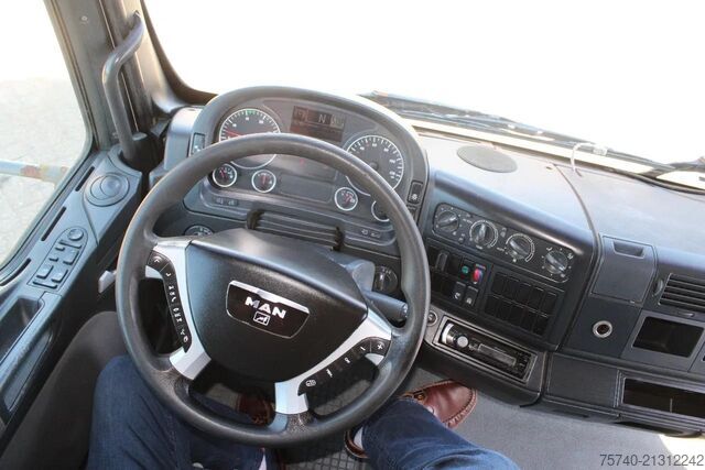 Плъзгащ се брезент MAN TGL 8.210 + TRAILER + SLEEPCAB COMBI