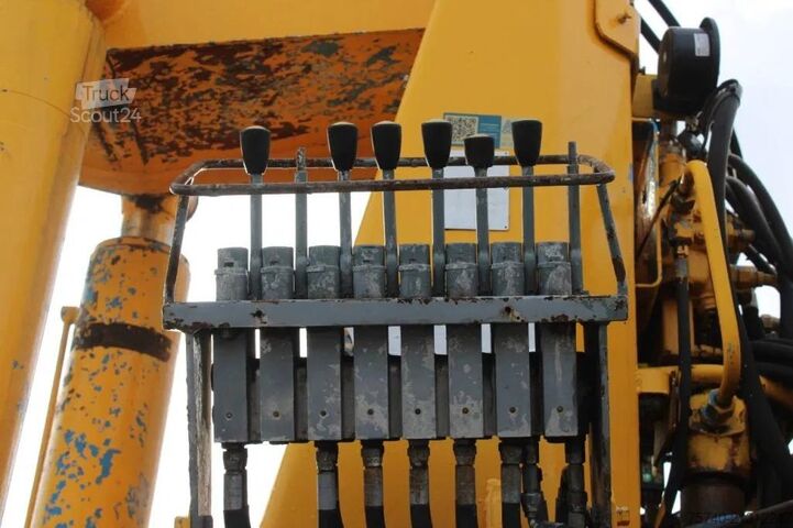 Camião-grua Volvo FL 10 8X4 + GROMACH 34 mtr. + EURO 2