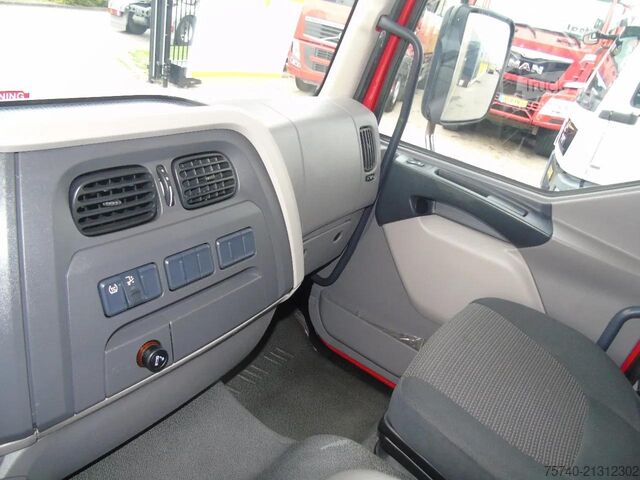 Soğutmalı/dondurulmuş taşıma DAF LF 220 + CARRIER SUPRA 850 + 16T + EURO 6