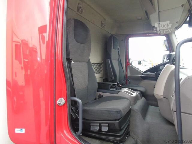 Soğutmalı/dondurulmuş taşıma DAF LF 220 + CARRIER SUPRA 850 + 16T + EURO 6