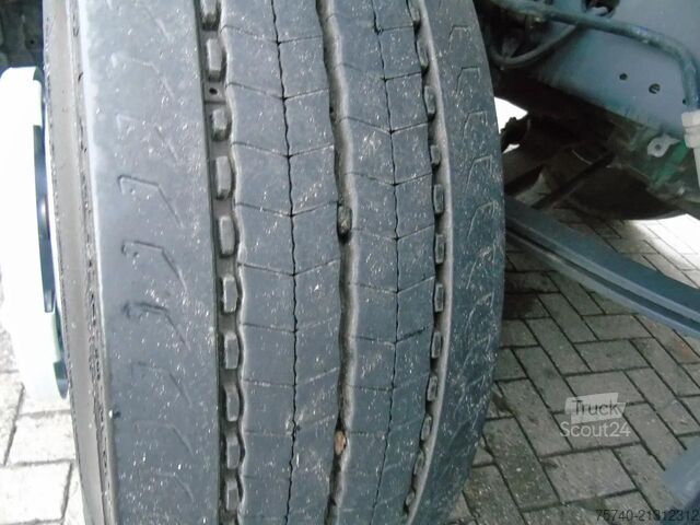 Transport chłodniczy/mrożony Volvo FE 260 + THERMO KING + DHOLLANDIA LOADLIFT