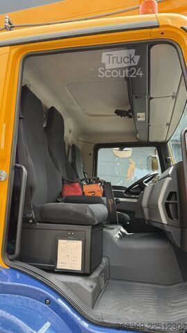 Kuorma-autoon asennettu työskentelyalusta Böcker K 44 / 4000 auf MAN TGM 18.290 | mehrfach verfügbar | Funk | TÜV-UVV