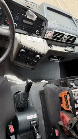 Kuorma-autoon asennettu työskentelyalusta Böcker K 44 / 4000 auf MAN TGM 18.290 | mehrfach verfügbar | Funk | TÜV-UVV