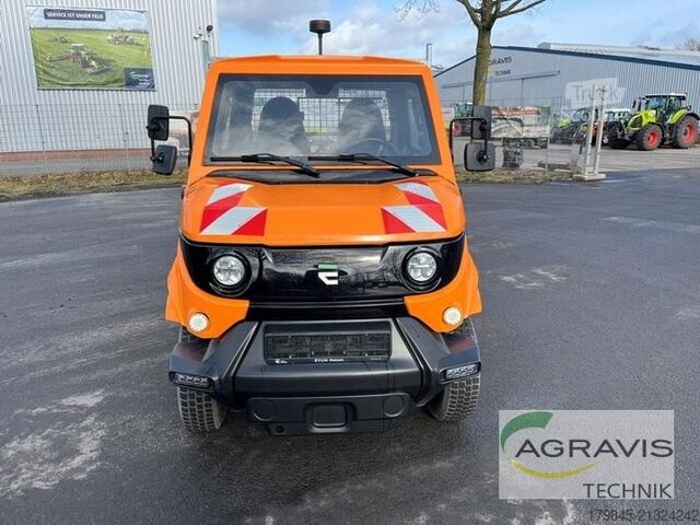 Nákladné vozidlo na špeciálne účely EVUM MOTORS ACAR